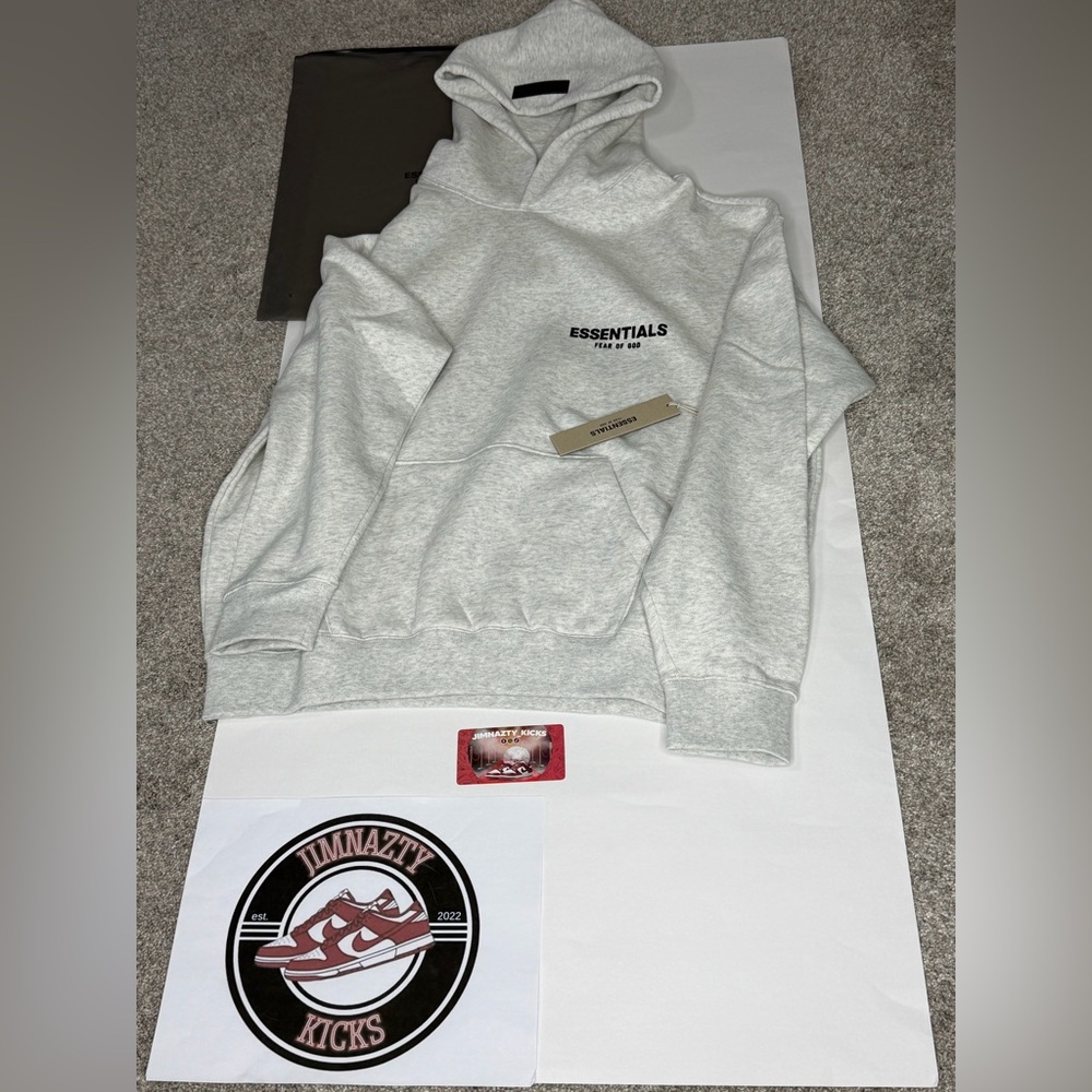 Essentials Fear of God Light Oatmeal Hoodie Sweatshirt Size Small